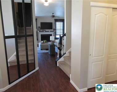 3555 Penfield Way - Photo Thumbnail 4