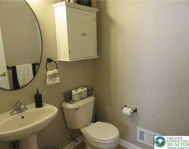 3555 Penfield Way - Photo Thumbnail 8