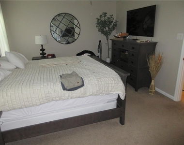 3555 Penfield Way - Photo Thumbnail 10