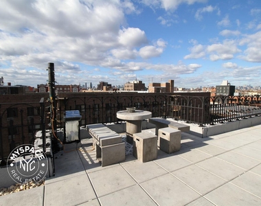 31 Brooklyn Avenue - Photo Thumbnail 14