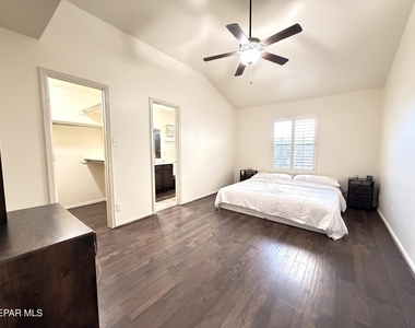 4933 Copper Ranch Avenue - Photo Thumbnail 25