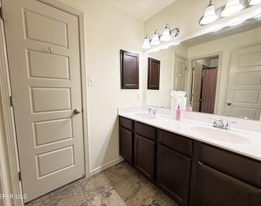 4933 Copper Ranch Avenue - Photo Thumbnail 16