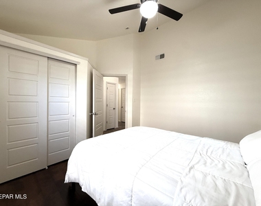 4933 Copper Ranch Avenue - Photo Thumbnail 22
