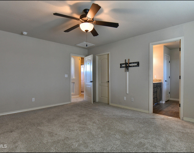 7528 Wolf Creek Drive - Photo Thumbnail 25