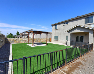 7528 Wolf Creek Drive - Photo Thumbnail 37