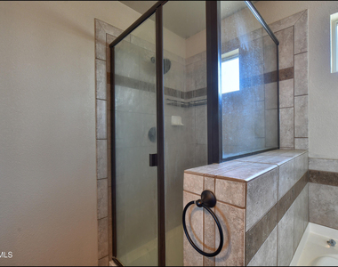 7528 Wolf Creek Drive - Photo Thumbnail 27
