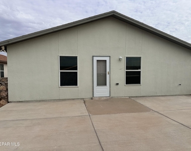 14108 Volcanic Rock Drive - Photo Thumbnail 15