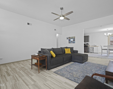 13154 Emerald Isle Street - Photo Thumbnail 24
