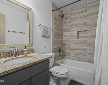 13154 Emerald Isle Street - Photo Thumbnail 7