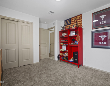 13154 Emerald Isle Street - Photo Thumbnail 11