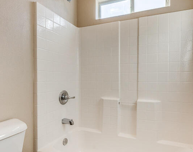 13163 Kestrel Avenue - Photo Thumbnail 20