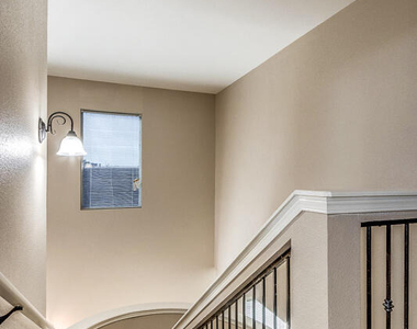 13163 Kestrel Avenue - Photo Thumbnail 22