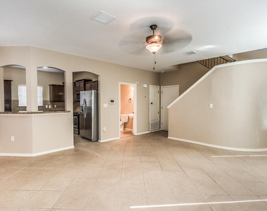 13163 Kestrel Avenue - Photo Thumbnail 2