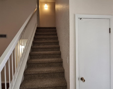 6617 Dawn Drive - Photo Thumbnail 14