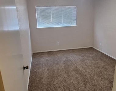 6617 Dawn Drive - Photo Thumbnail 22