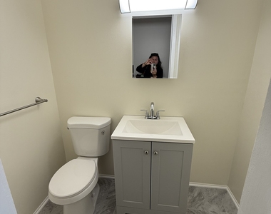 100 Norton Park Road - Photo Thumbnail 10