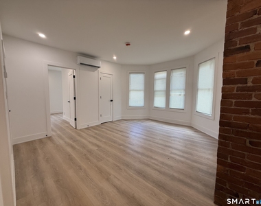 21-23 Elliott Street - Photo Thumbnail 7