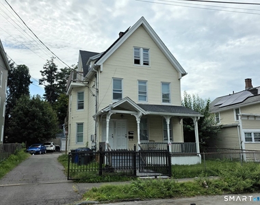 979-981 Hancock Avenue - Photo Thumbnail 13
