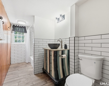 268 Main Street - Photo Thumbnail 31