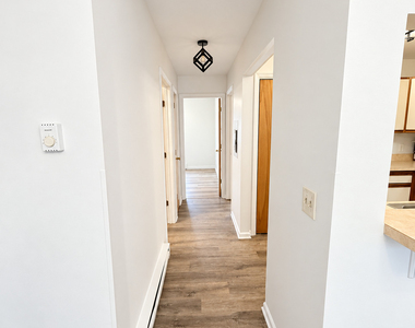 31-33 Railroad Street - Photo Thumbnail 6
