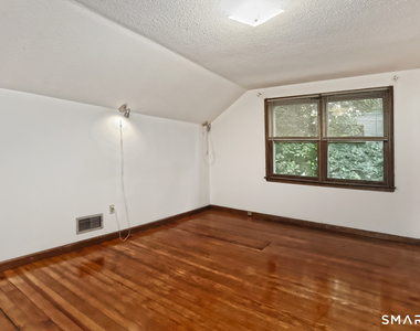 52-54 Pond Point Avenue - Photo Thumbnail 19