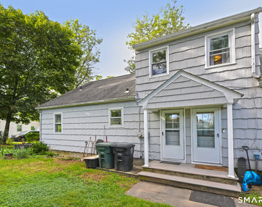 52-54 Pond Point Avenue - Photo Thumbnail 6