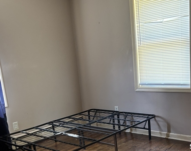 752 New Haven Avenue - Photo Thumbnail 8