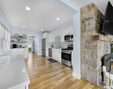 1 Annawon Avenue - Photo Thumbnail 8