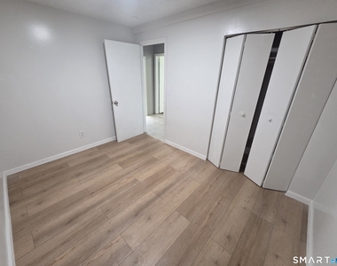684 Main Street - Photo Thumbnail 14