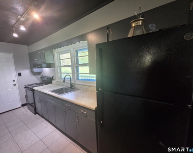 684 Main Street - Photo Thumbnail 6