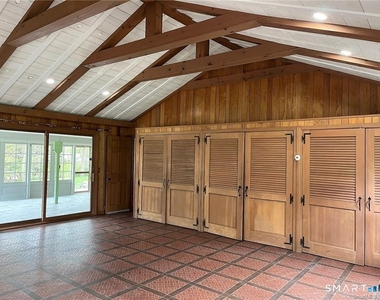 231 Rivergate Drive - Photo Thumbnail 10