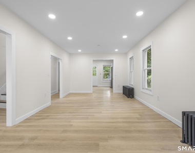 122 Union Avenue - Photo Thumbnail 8