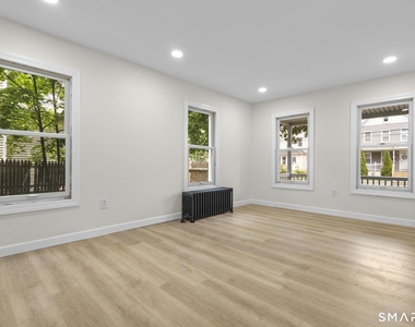 122 Union Avenue - Photo Thumbnail 9