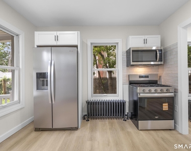122 Union Avenue - Photo Thumbnail 5