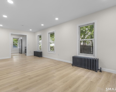 122 Union Avenue - Photo Thumbnail 7
