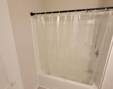 175 Franklin Street - Photo Thumbnail 7