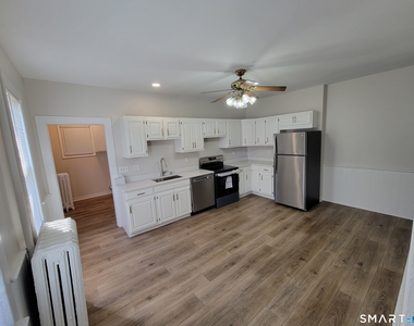 175 Franklin Street - Photo Thumbnail 1