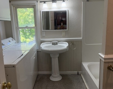 171 S Riverside Avenue - Photo Thumbnail 15