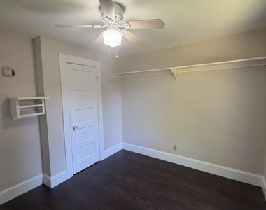 171 S Riverside Avenue - Photo Thumbnail 10