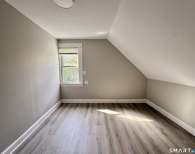 345 Ellsworth Avenue - Photo Thumbnail 17