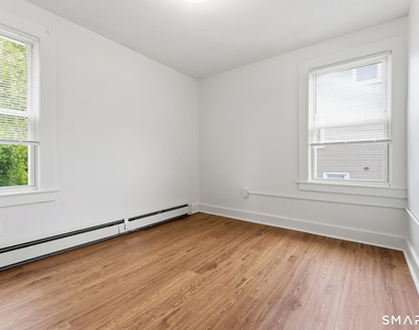 203 Center Street - Photo Thumbnail 15