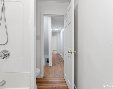 203 Center Street - Photo Thumbnail 14