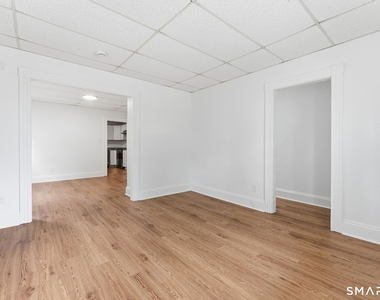203 Center Street - Photo Thumbnail 10