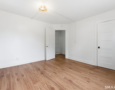203 Center Street - Photo Thumbnail 20
