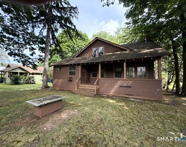 880 South Quaker Lane - Photo Thumbnail 1