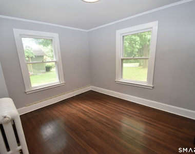 880 South Quaker Lane - Photo Thumbnail 19