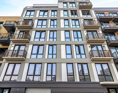 104 Frost Street - Photo Thumbnail 6