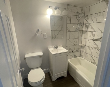 91 Strawberry Hill Avenue - Photo Thumbnail 16