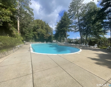 91 Strawberry Hill Avenue - Photo Thumbnail 3