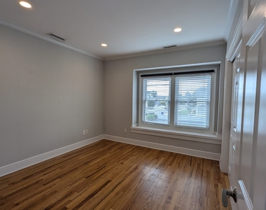 19 1st Street - Photo Thumbnail 6